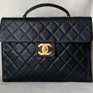 CHANEL Vintage Caviar Diamond Quilt Business Jumbo Bag